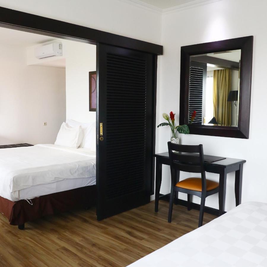 Jakarta Airport Hotel Tangerang Exterior foto