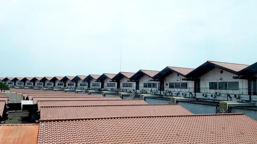 Jakarta Airport Hotel Tangerang Exterior foto